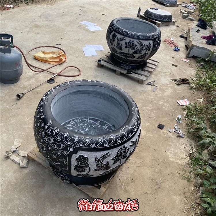 精美大理石養(yǎng)魚水缸，為您的景點增添美感