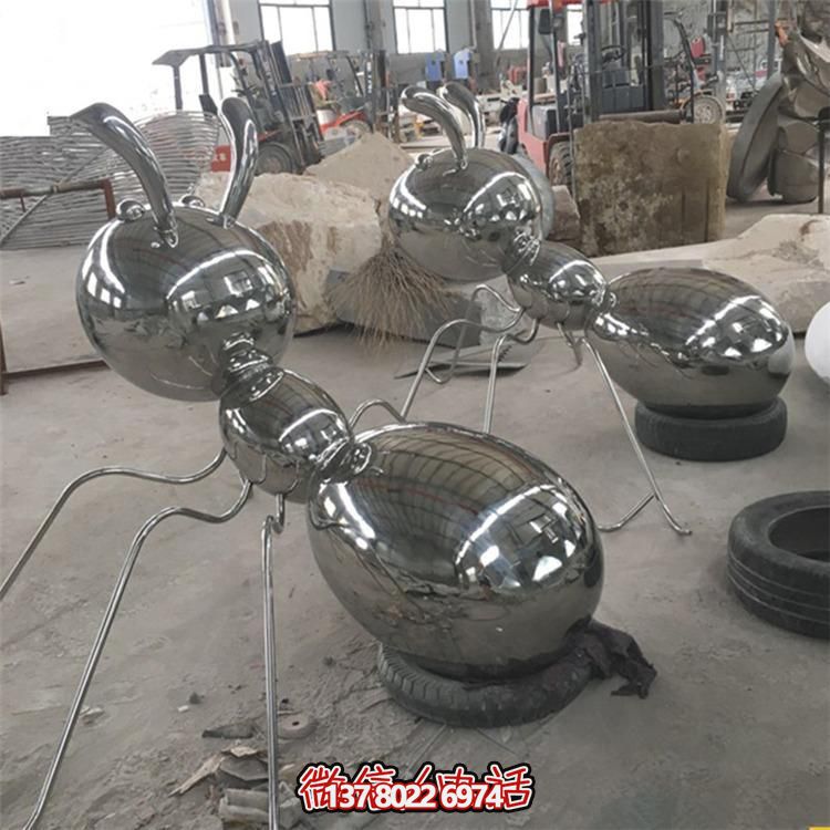 不銹鋼動物雕塑，點綴公園景觀