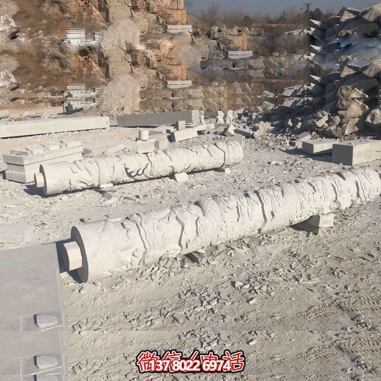 走進大理石景區，感受精美的園林浮雕龍柱