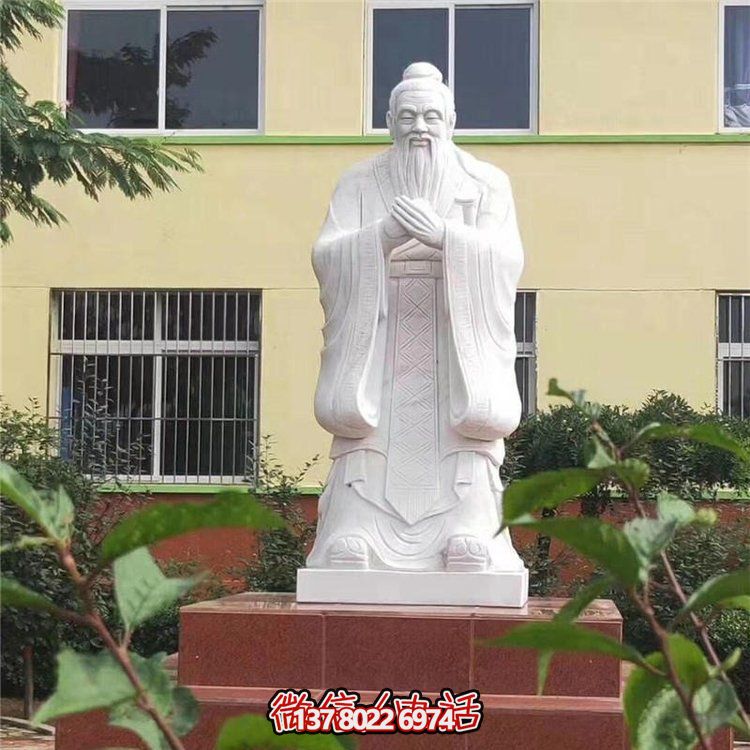 孔子雕像，傳承歷史文化
