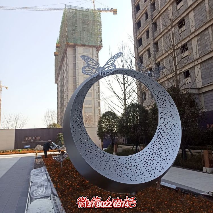 商場(chǎng)酒店門(mén)外大型不銹鋼圓環(huán)燈光雕塑定制步行街戶外水景工藝品擺件